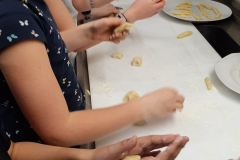 3ae6bf6d-7db4-42eb-8f27-7fa6c837f8b9