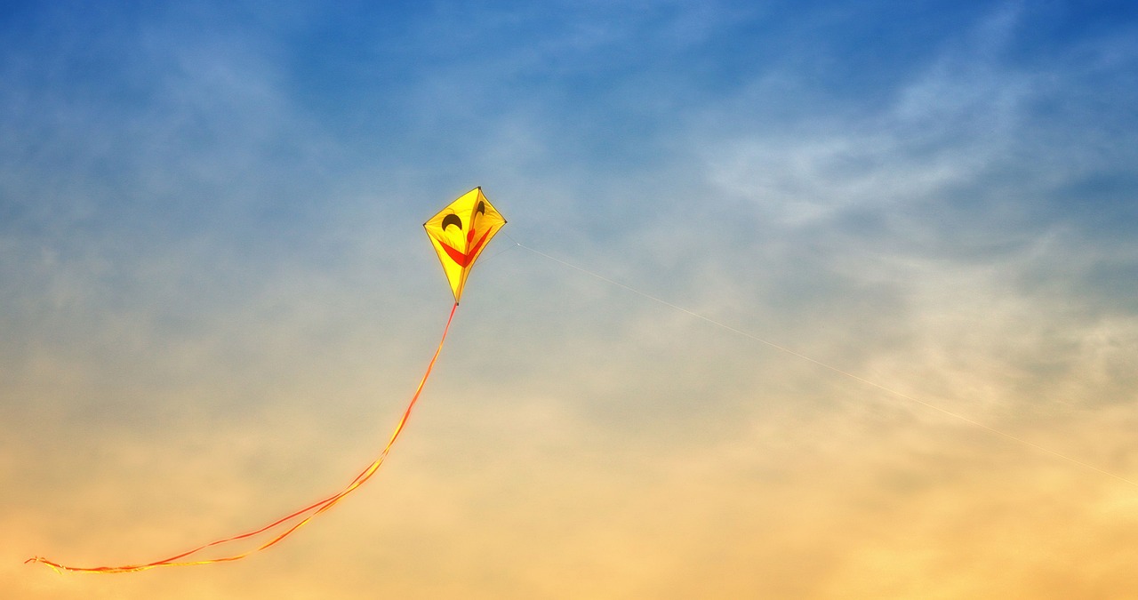 Drachen basteln und gestalten