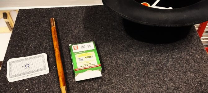 Der Zauberer Riktini besucht die Härtenschule